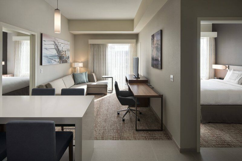 Residence Inn By Marriott Kansas City Downtown/Convention Center Exterior photo